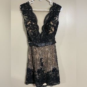 Alyce Paris Black Beaded Sequin Lace Dress Size 12